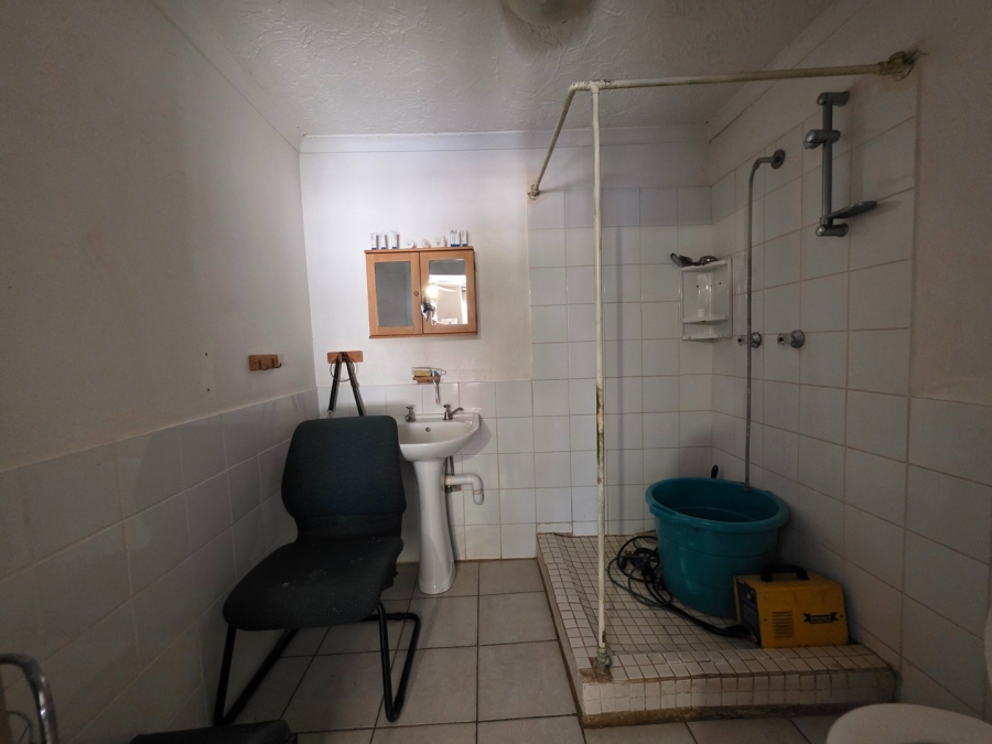 4 Bedroom Property for Sale in Olifantsnek North West